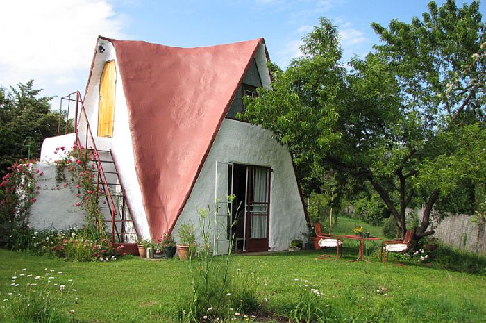 Gnome Cottage
